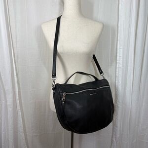 Gianni Notaro Black Pebbled Leather Crescent Bag‎ Handle Crossbody Bag
